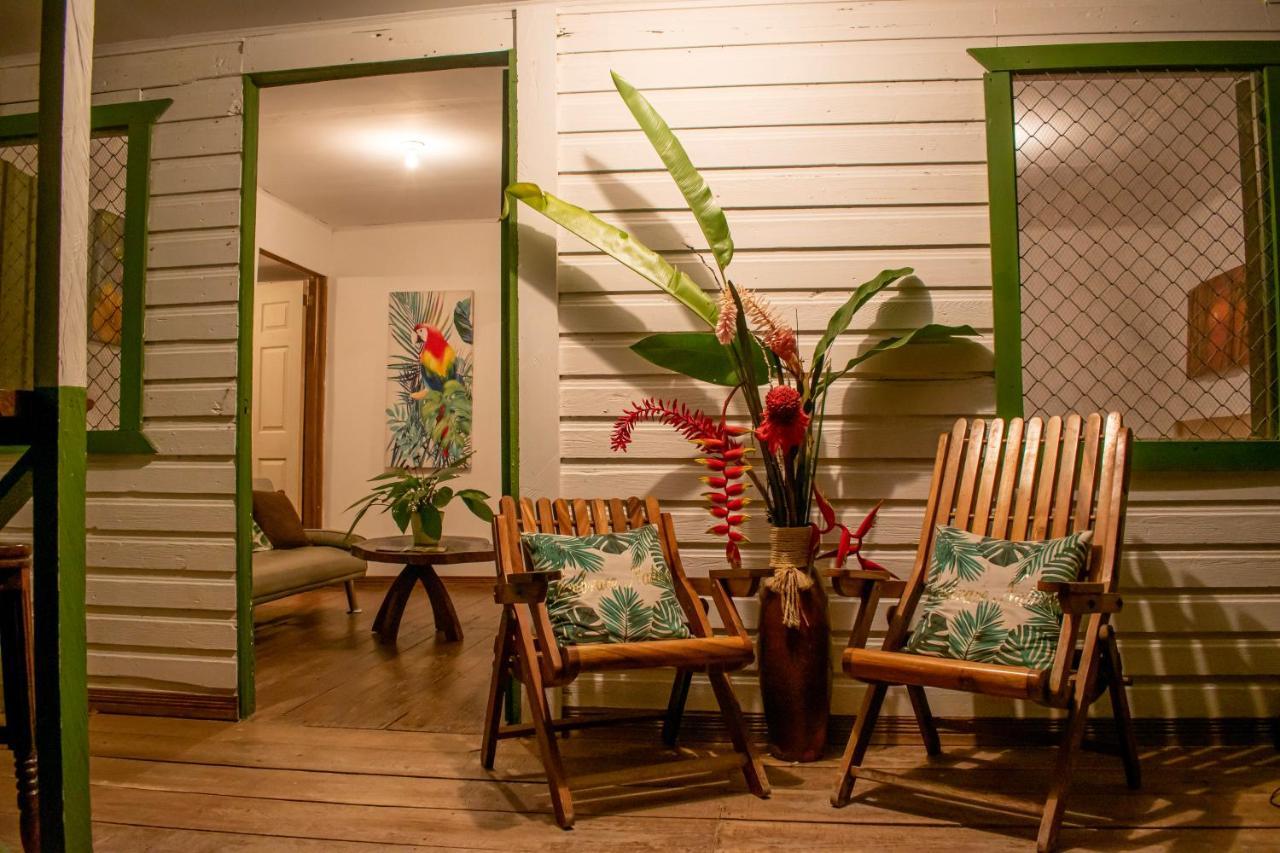 Finca D'Elia Lodge 푸에르토 리몬 외부 사진